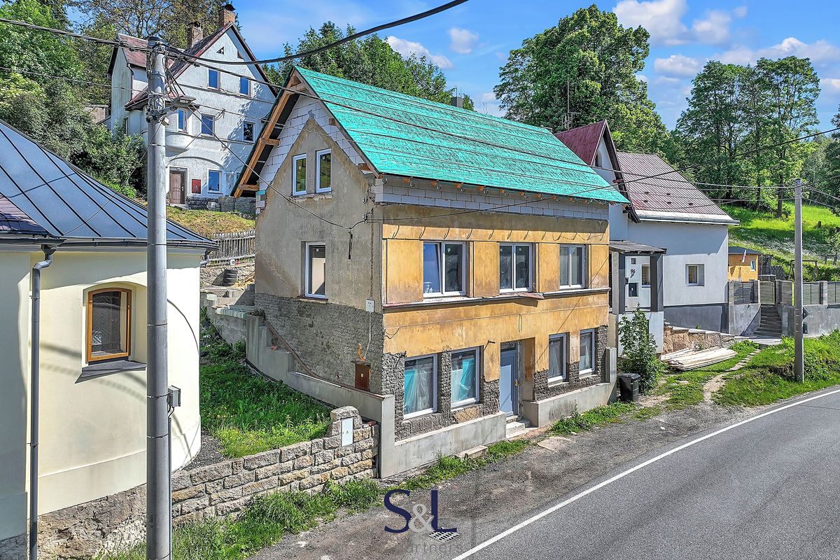 Prodej rodinného domu 100 m², pozemek 158 m²